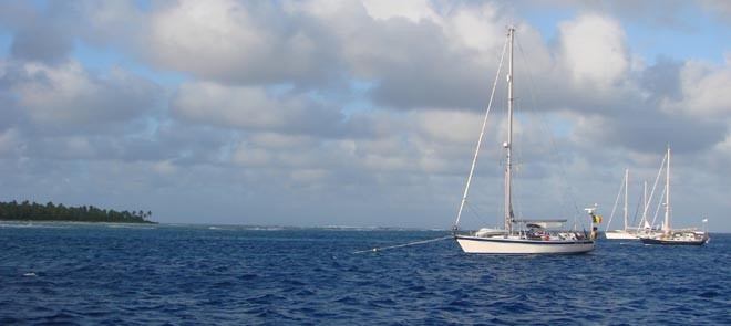Mooring balls off the reef at Palmerston Atoll. © BW Media